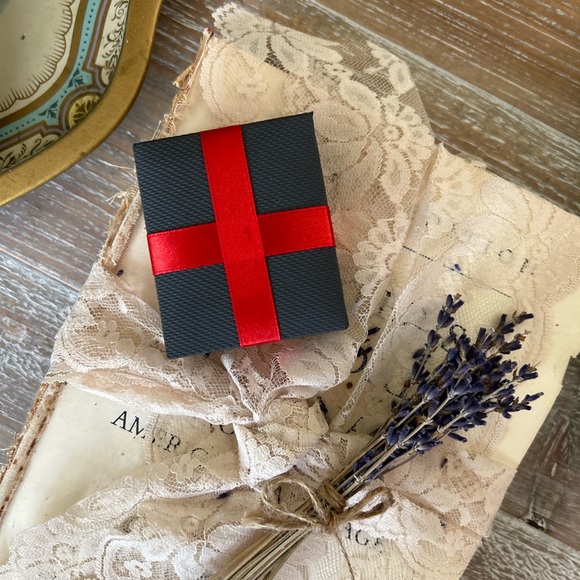 1/10th Carat Total Weight Diamond (Emerald) and Sterling Silver Gold Earrings - Picture 4 of 6